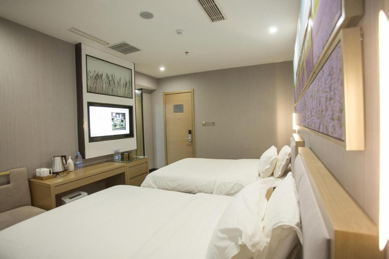 โรงแรมลาว็องด์ เหอเจ้อ ฉางเจียงโร้ด ว่านต้าพลาซา Heze ภายนอก รูปภาพ